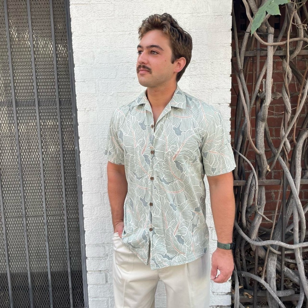 Vintage Green and white tropical leaf Hawaiian shirt sz M / 23x27
